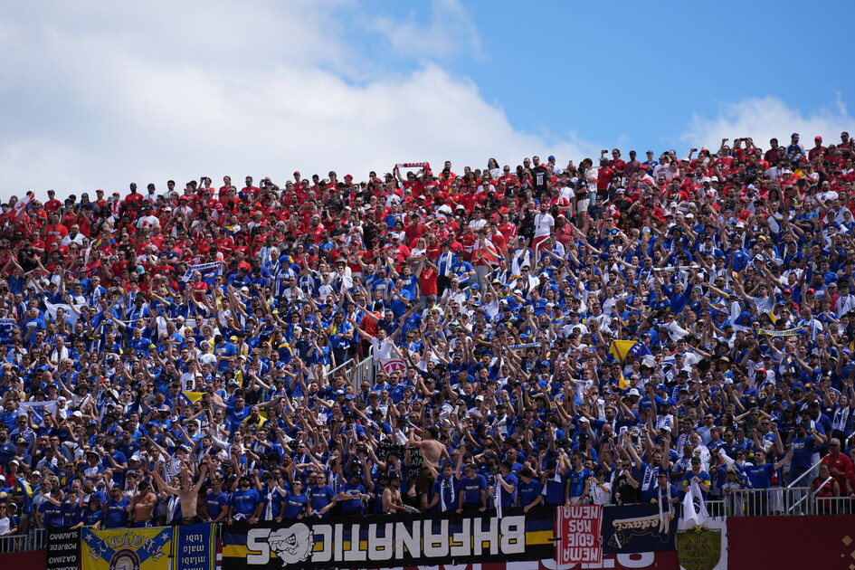 Kanada - Bosna Hersek