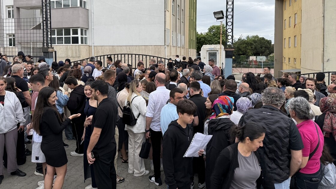 Tekirdağ'da LGS kapsamındaki merkezi sınav başladı