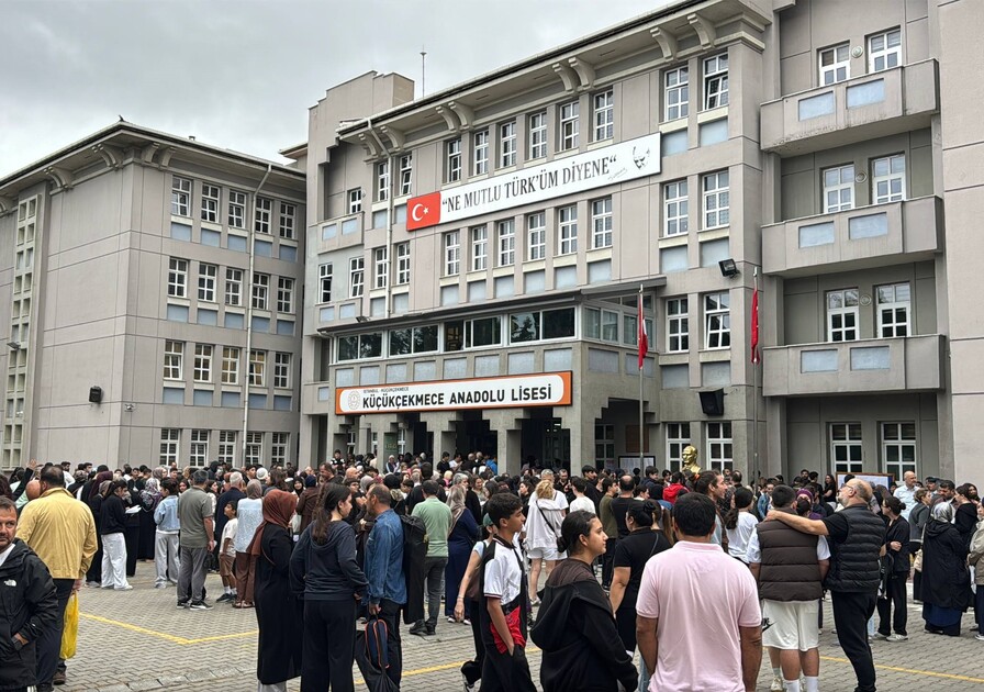 LGS kapsamındaki merkezi sınav başladı