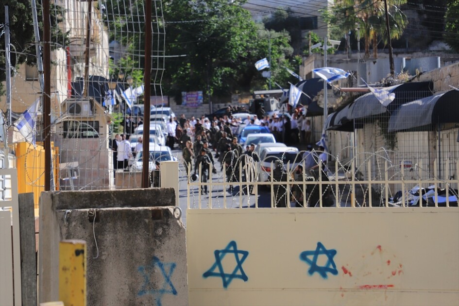 الضفة.. إصابة شاب فلسطيني من ذوي الإعاقة برصاص إسرائيلي