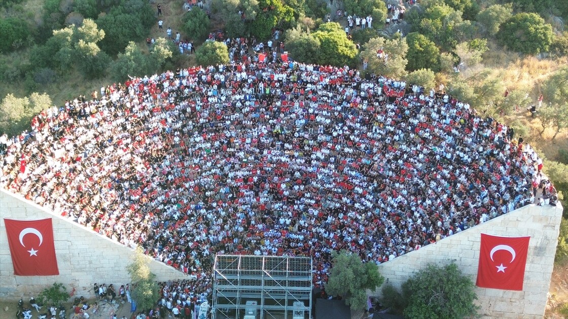 Antalya'da, milli maç heyecanı