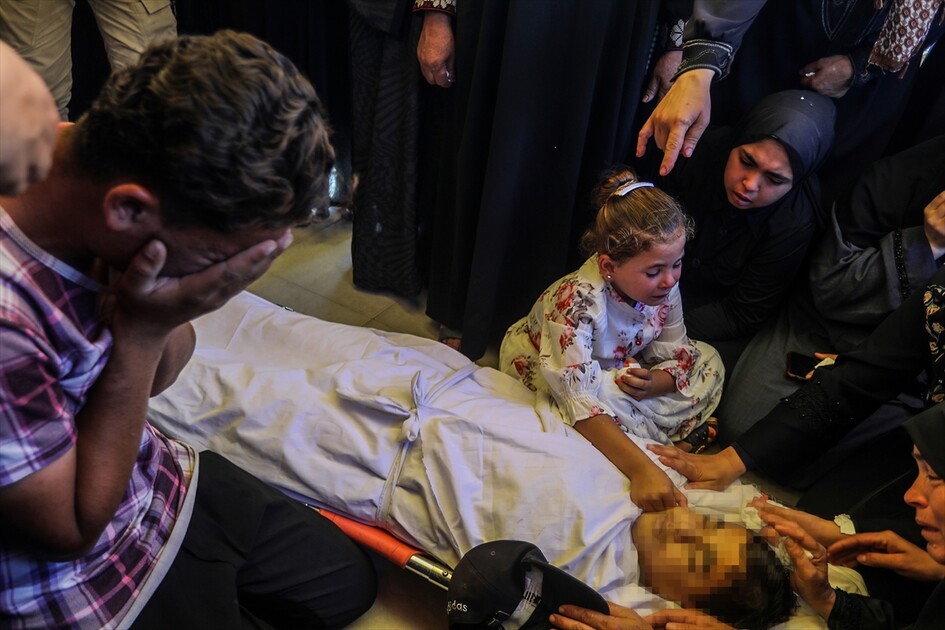 Han Yunus’ta İsrail saldırısında hayatını kaybedenler için cenaze töreni düzenlendi