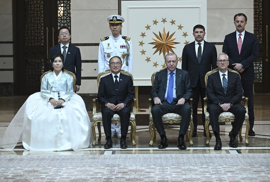 Cumhurbaşkanı Erdoğan, büyükelçilerin güven mektuplarını kabul etti