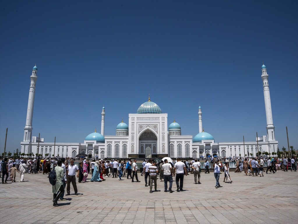 Özbekistan'da Mart ayında hizmete açılan İmam Buhari Külliyesi, inanç turizminin yeni merkezi oldu