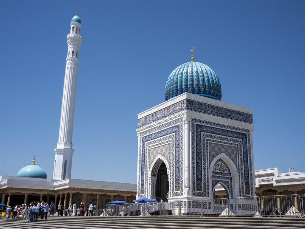 Özbekistan'da Mart ayında hizmete açılan İmam Buhari Külliyesi, inanç turizminin yeni merkezi oldu