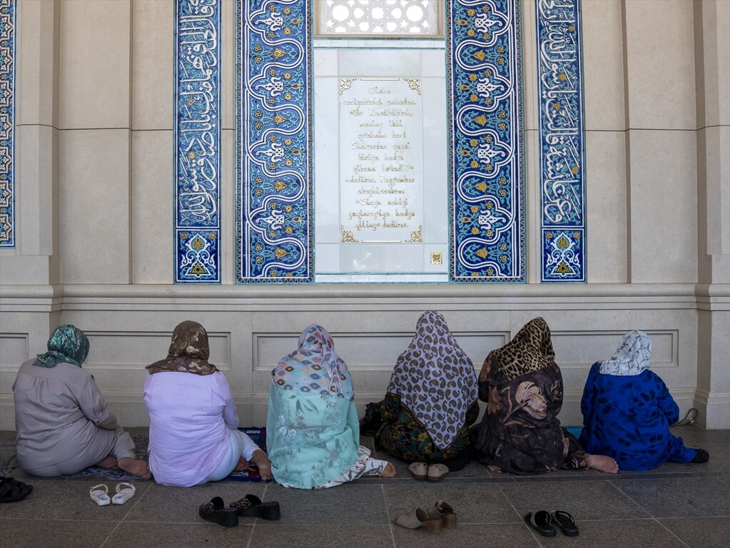Özbekistan'da Mart ayında hizmete açılan İmam Buhari Külliyesi, inanç turizminin yeni merkezi oldu