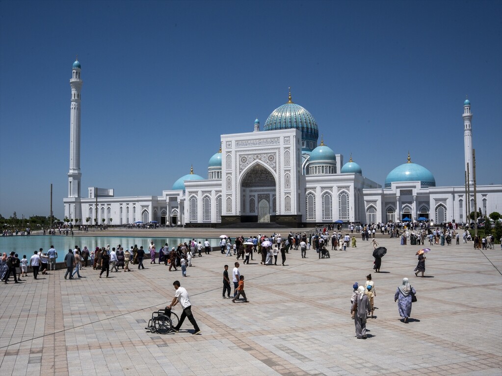 Özbekistan'da Mart ayında hizmete açılan İmam Buhari Külliyesi, inanç turizminin yeni merkezi oldu