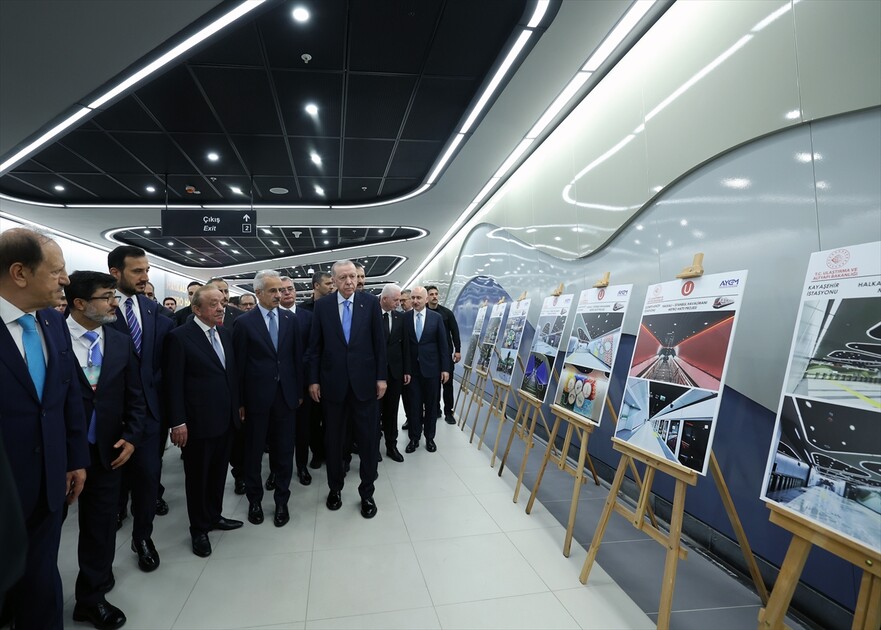 الرئيس أردوغان يفتتح خط مترو