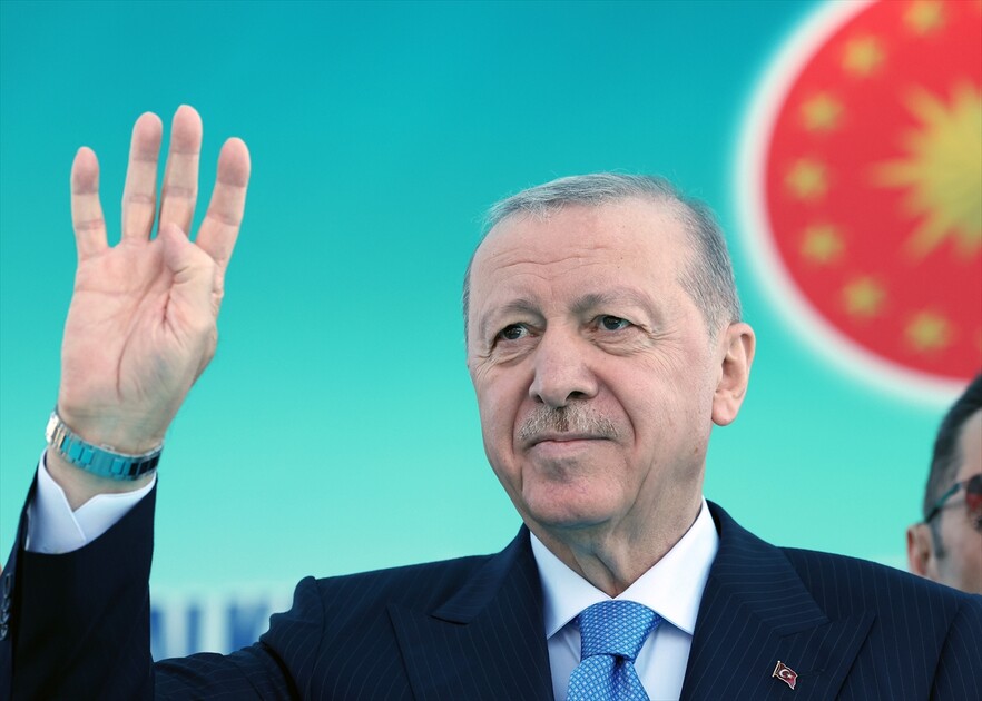 الرئيس أردوغان يفتتح خط مترو