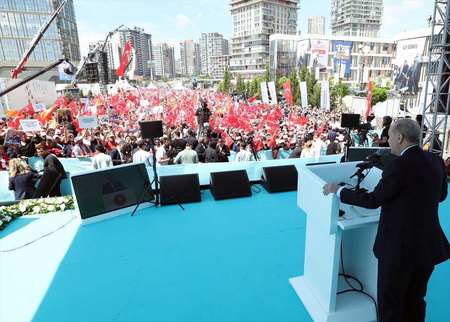 الرئيس أردوغان يفتتح خط مترو