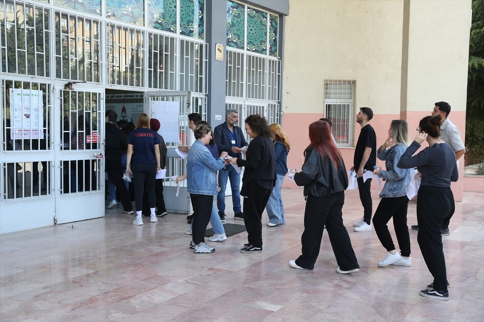 YKS'nin ilk oturumu Temel Yeterlilik Testi