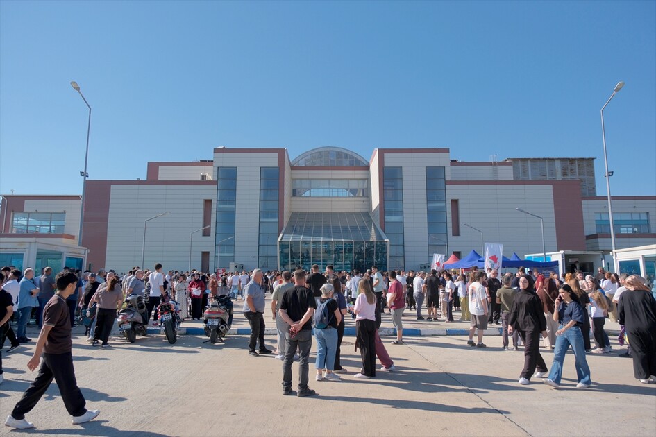 YKS'nin ilk oturumu Temel Yeterlilik Testi