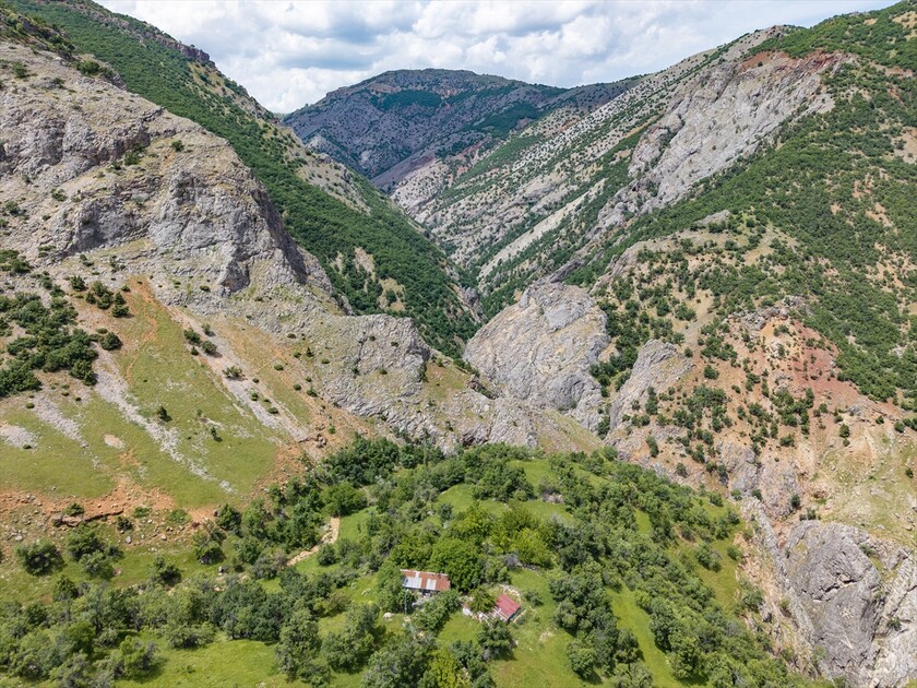 Rotaya Dola Rebatê ya li Tunceliyê geştiyaran ber bi bedewiyên siruştî û dîrokî va dibe