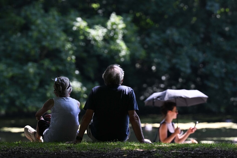 İngiltere'de sıcak hava etkili oldu