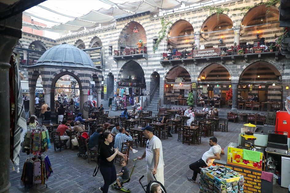 Diyarbakır'daki turizmciler 2 milyon ziyaretçi hedefine ulaşacaklarına inanıyor