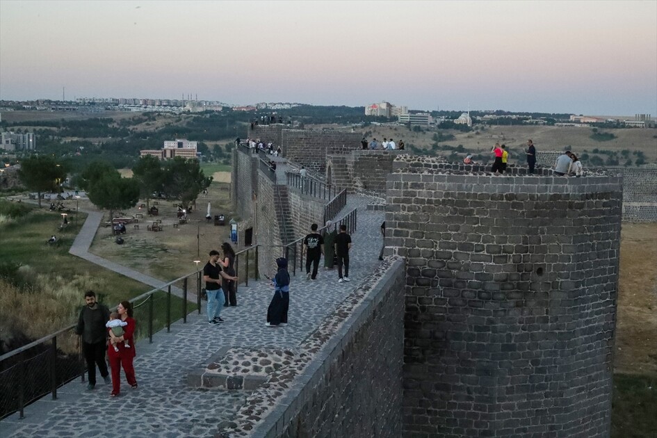 Diyarbakır'daki turizmciler 2 milyon ziyaretçi hedefine ulaşacaklarına inanıyor