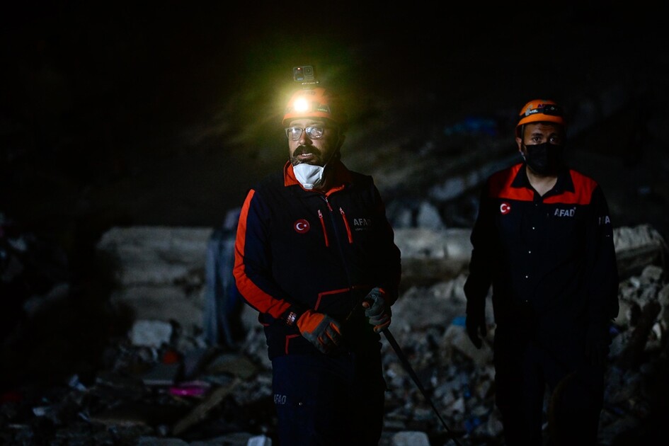 Turkish rescue teams deployed to quake-hit Venezuela