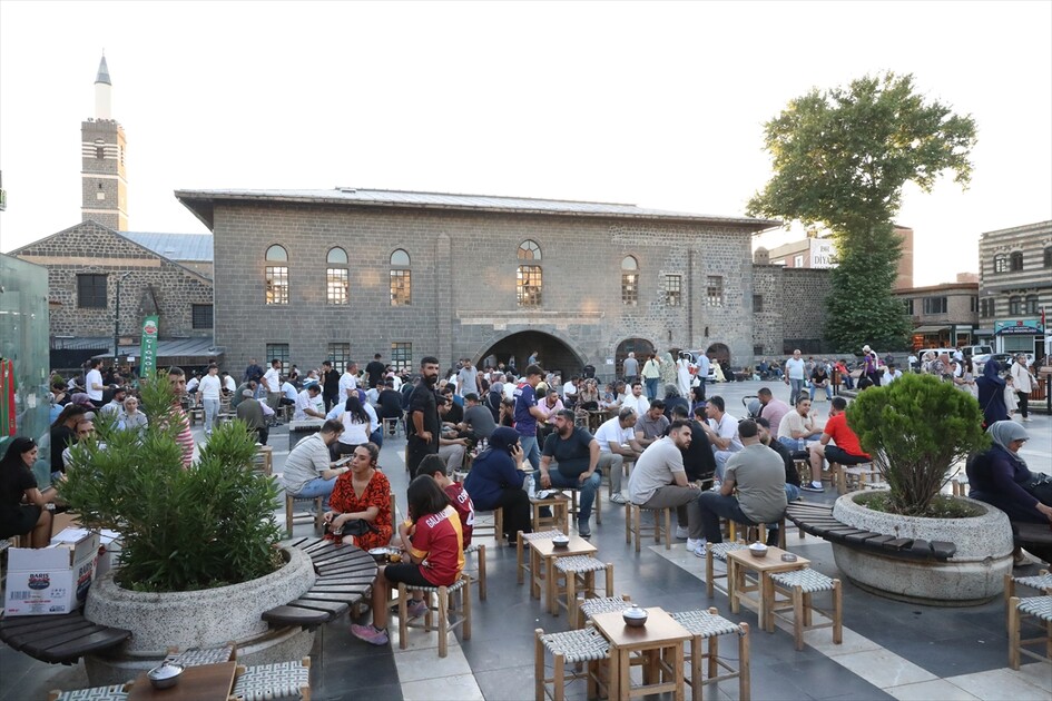 Diyarbakır'daki turizmciler 2 milyon ziyaretçi hedefine ulaşacaklarına inanıyor