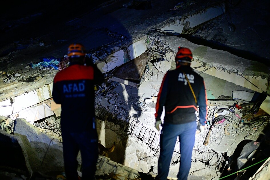 Turkish rescue teams deployed to quake-hit Venezuela