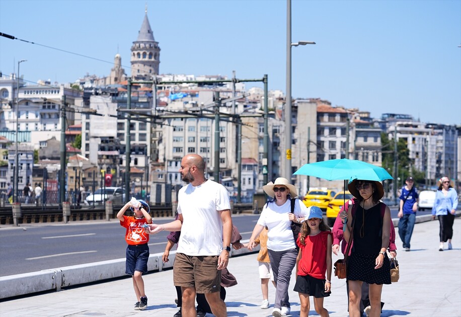 İstanbul'da sıcak hava etkili oldu