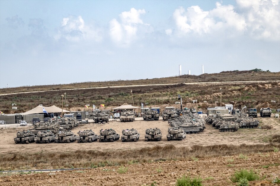 İsrail'in Gazze Şeridi'ne düzenlediği saldırılarda meydana gelen yıkım İsrail sınırından görüntülendi