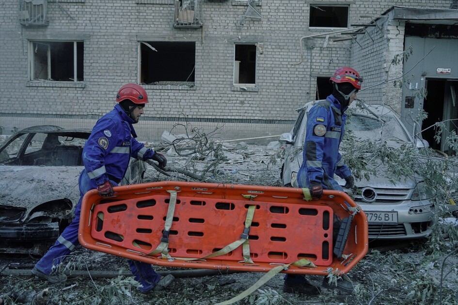 Rusya'nın Kiev'e saldırısında 13 kişi öldü, 30 kişi yaralandı