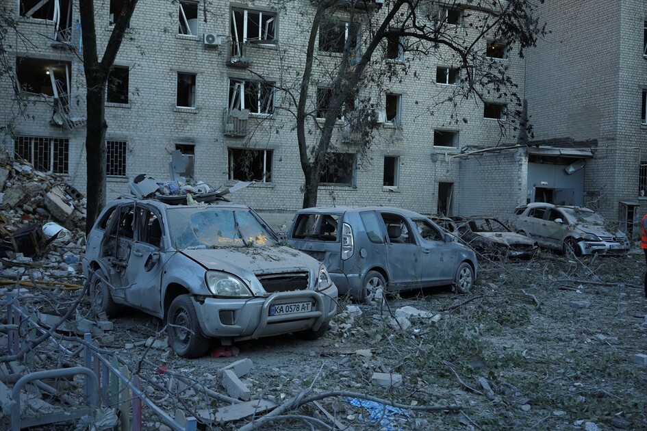 Rusya'nın Kiev'e saldırısında 13 kişi öldü, 30 kişi yaralandı