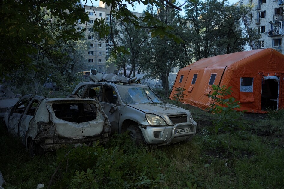 Rusya'nın Kiev'e saldırısında 13 kişi öldü, 30 kişi yaralandı