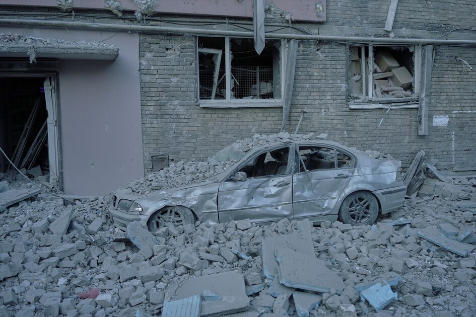 Rusya'nın Kiev'e saldırısında 13 kişi öldü, 30 kişi yaralandı