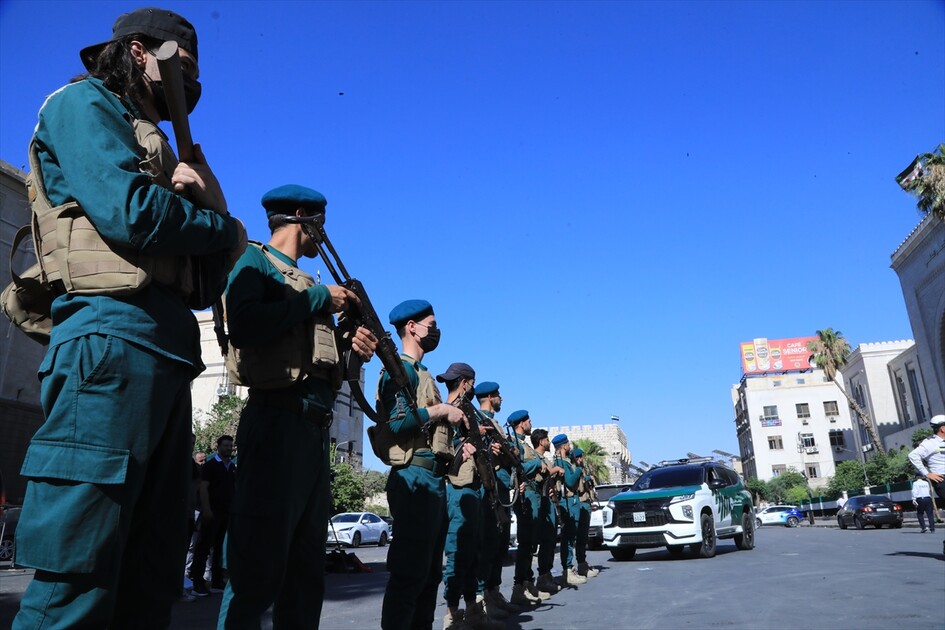 سوريا.. 6 قتلى و22 جريحا في تفجير داخل مقهى بدمشق
