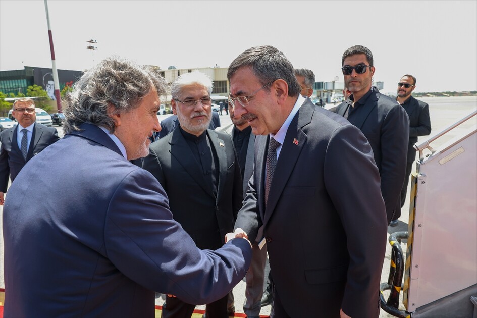 نائب أردوغان: سنواصل المساهمة في جهود السلام والاستقرار بالمنطقة