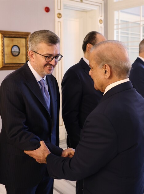 Cumhurbaşkanı Erdoğan, Pakistan Başbakanı Şahbaz Şerif'i resmi törenle karşıladı