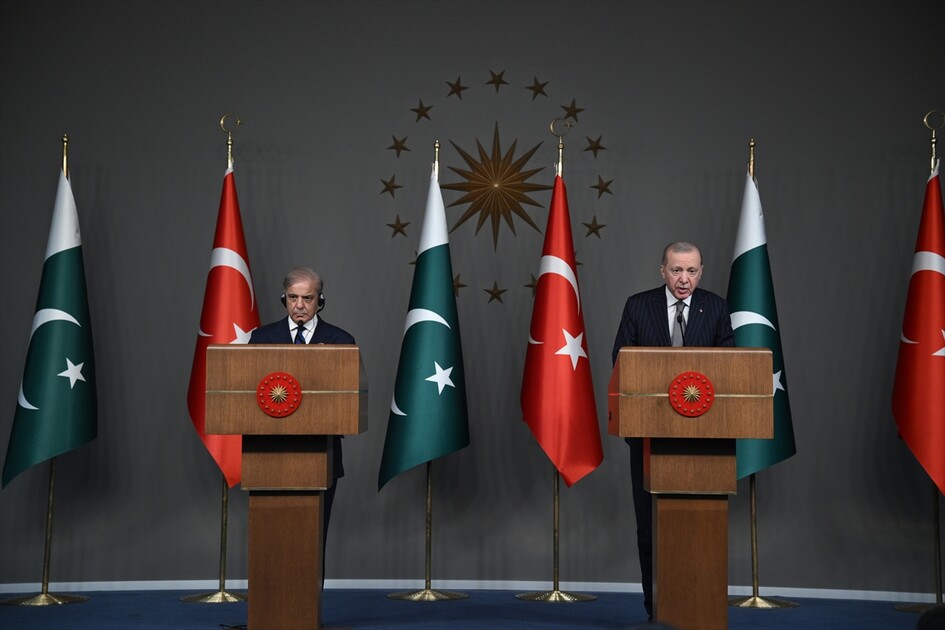 Cumhurbaşkanı Erdoğan ile Pakistan Başbakanı Şerif, ortak basın toplantısı düzenledi