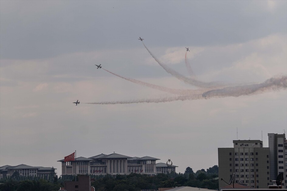 Türk Yıldızları NATO Zirvesi kapsamında Ankara'da gösteri uçuşu yapacak