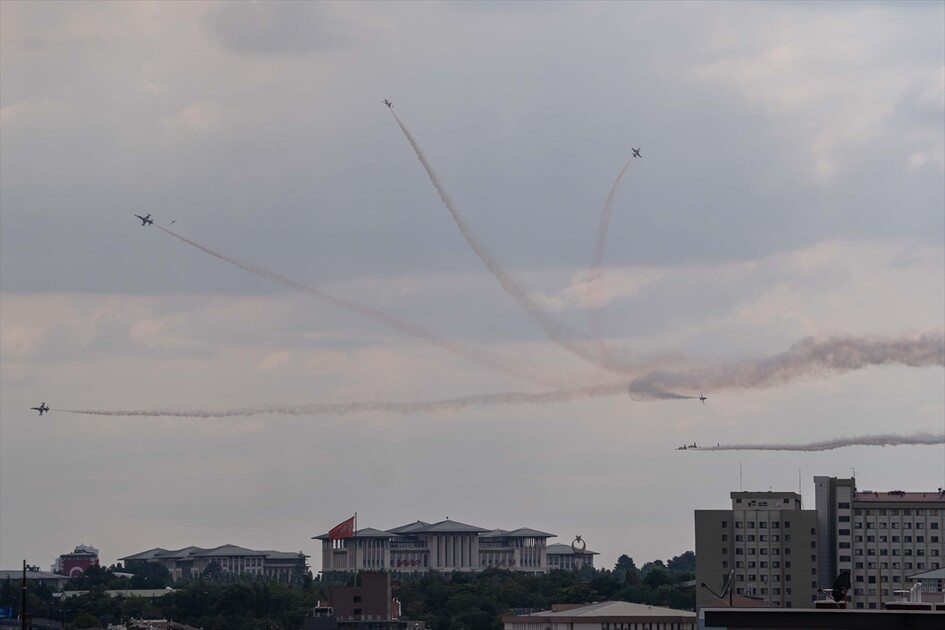 Türk Yıldızları NATO Zirvesi kapsamında Ankara'da gösteri uçuşu yapacak
