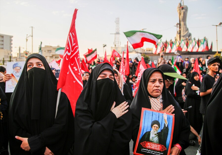 Funeral ceremony held in Tehran for Iran's former leader Khamenei