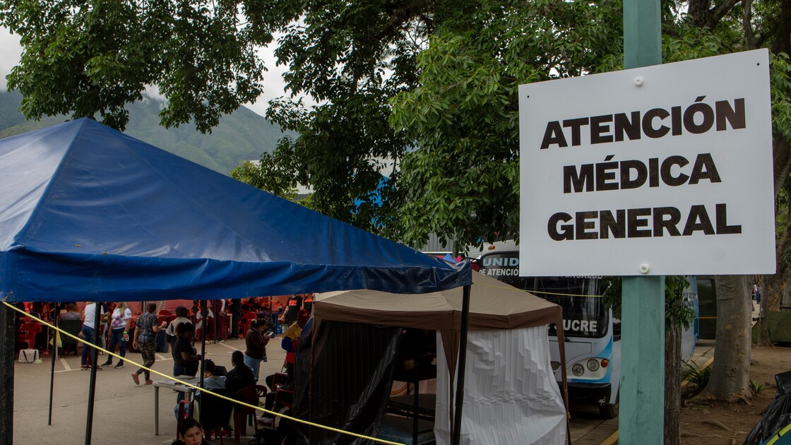As dust settles, Venezuelan earthquake survivors confront health, social crises