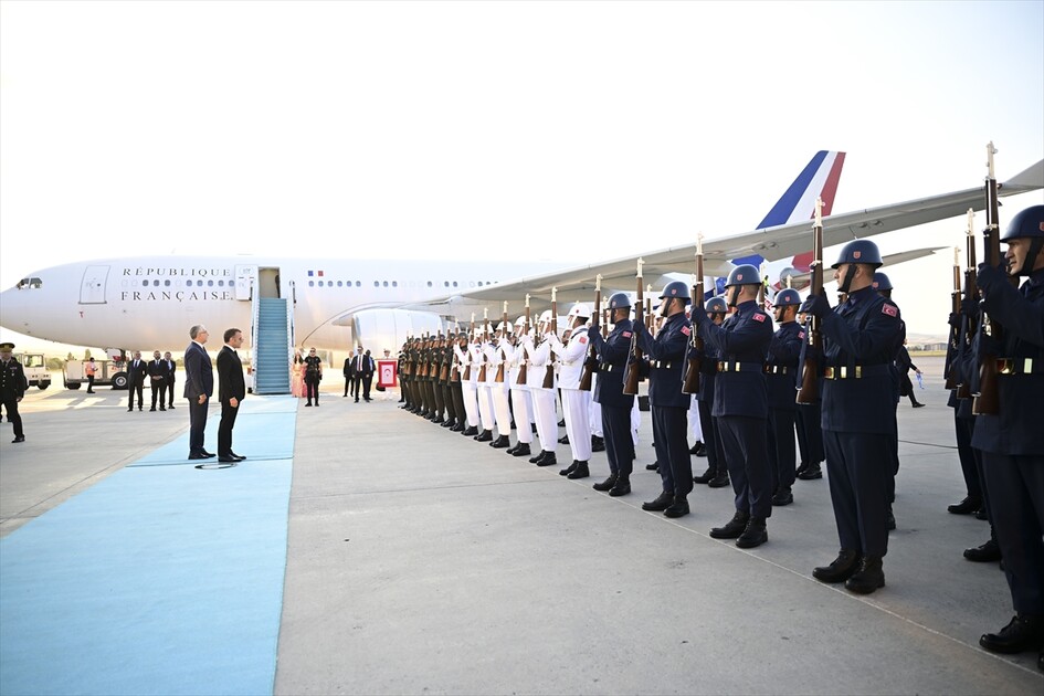 Francuski predsjednik Macron doputovao u Ankaru na NATO samit
