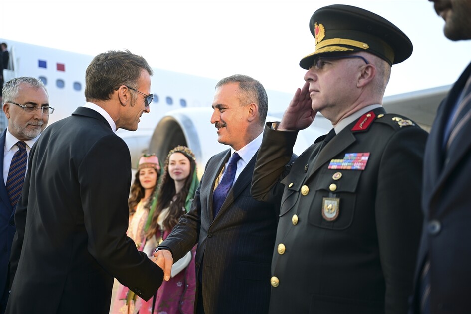 Francuski predsjednik Macron doputovao u Ankaru na NATO samit