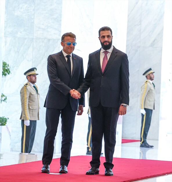 Ahmed al-Sharaa - Emmanuel Macron meeting in Damascus