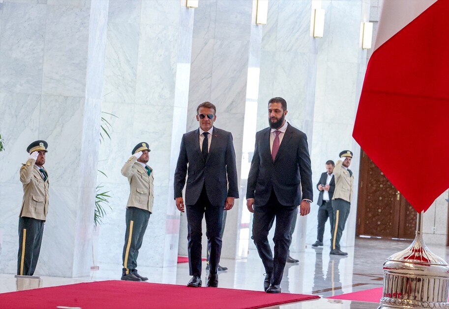 Ahmed al-Sharaa - Emmanuel Macron meeting in Damascus