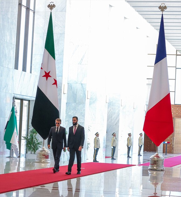 Ahmed al-Sharaa - Emmanuel Macron meeting in Damascus