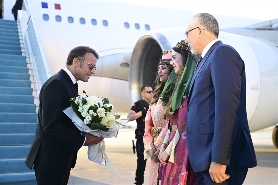 Francuski predsjednik Macron doputovao u Ankaru na NATO samit