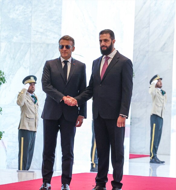Ahmed al-Sharaa - Emmanuel Macron meeting in Damascus