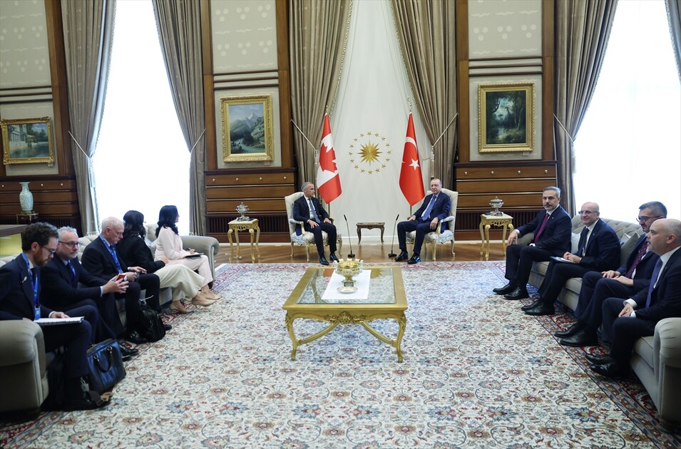 Cumhurbaşkanı Erdoğan, Kanada Başbakanı Carney'i kabul etti