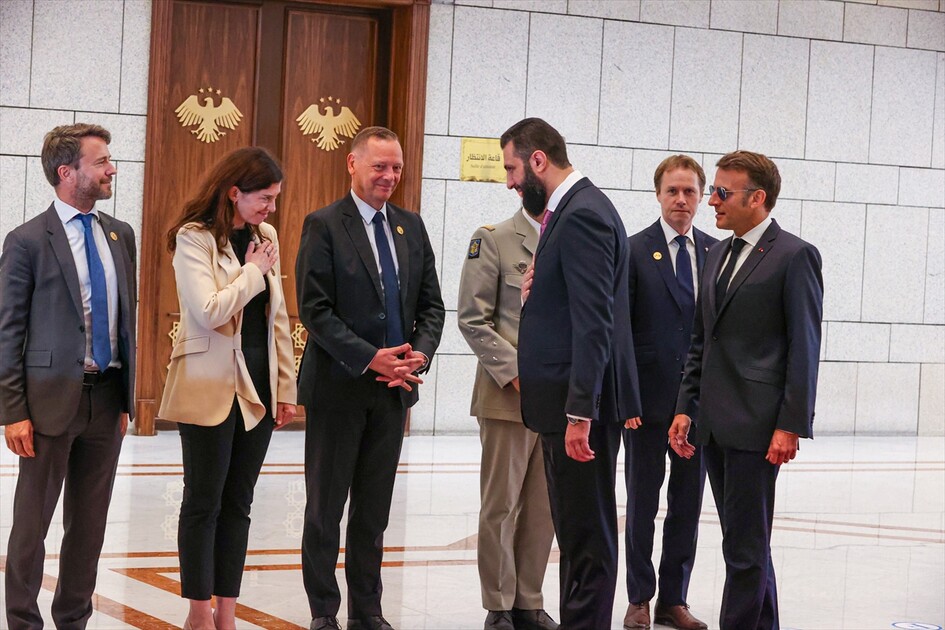 Ahmed al-Sharaa - Emmanuel Macron meeting in Damascus