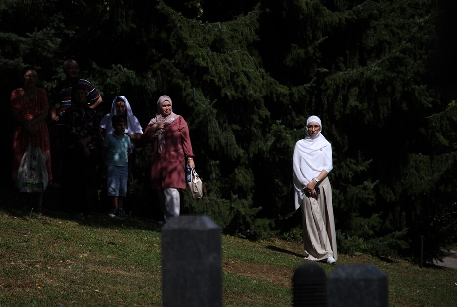 Remains of Srebrenica genocide victims sent off from Visoko