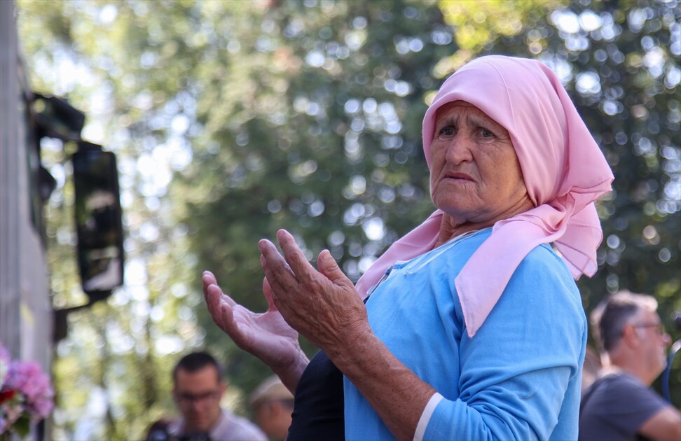 Remains of Srebrenica genocide victims sent off from Visoko