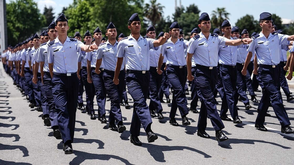 Hava Harp Okulu'nda geleceğin pilotları çok yönlü eğitimle yetişiyor