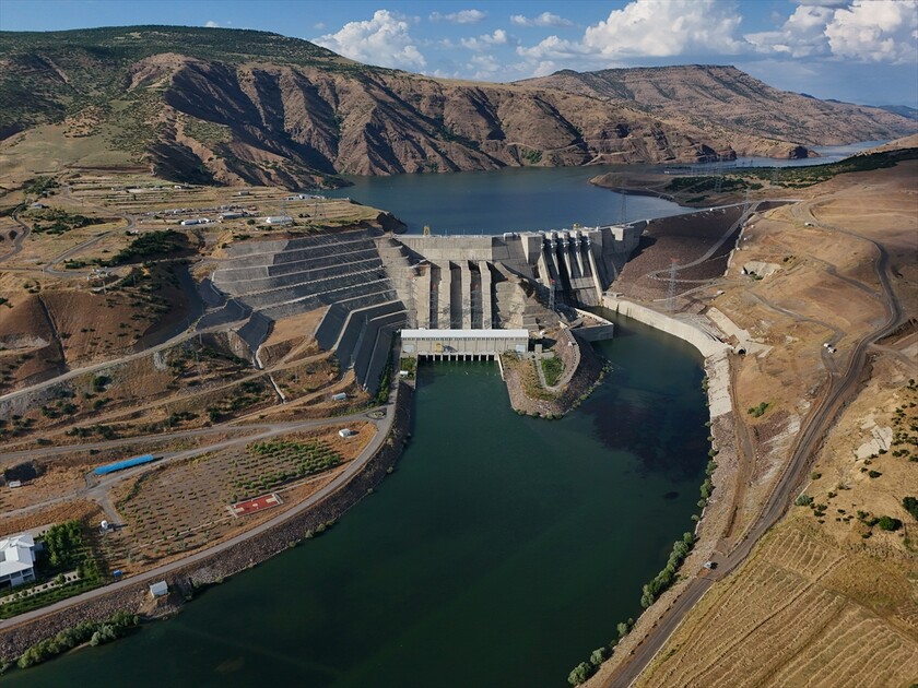 Aşağı Kaleköy Barajı ve Hibrit Enerji Santrali'nde üretim 6 ayda rekora ulaştı